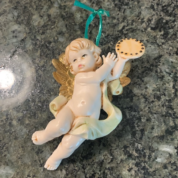 Collection of 8 Angel Christmas Holiday Ornaments - Picture 8 of 11